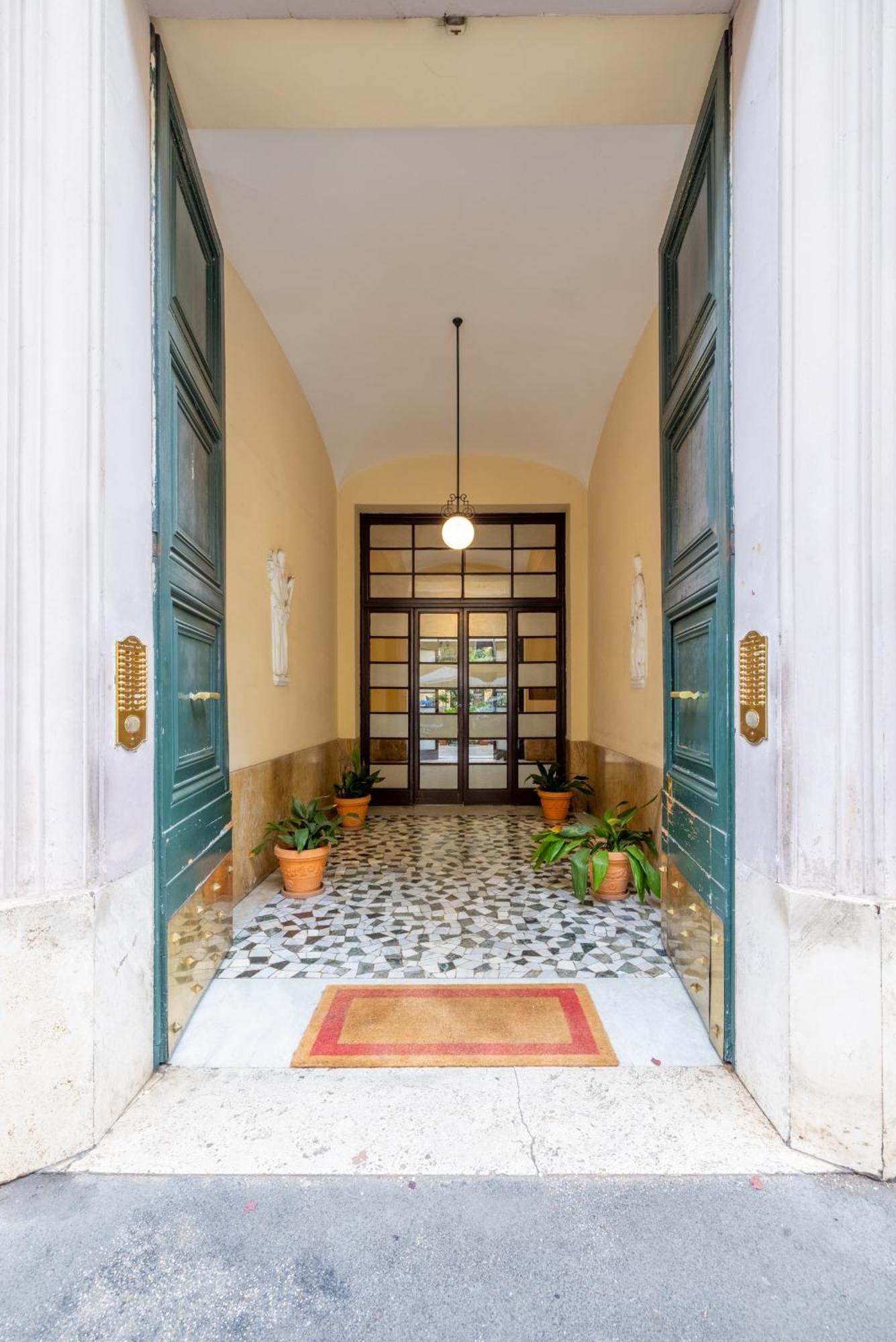 Bed and Breakfast Domus Castroni Scipioni Roma Exterior foto