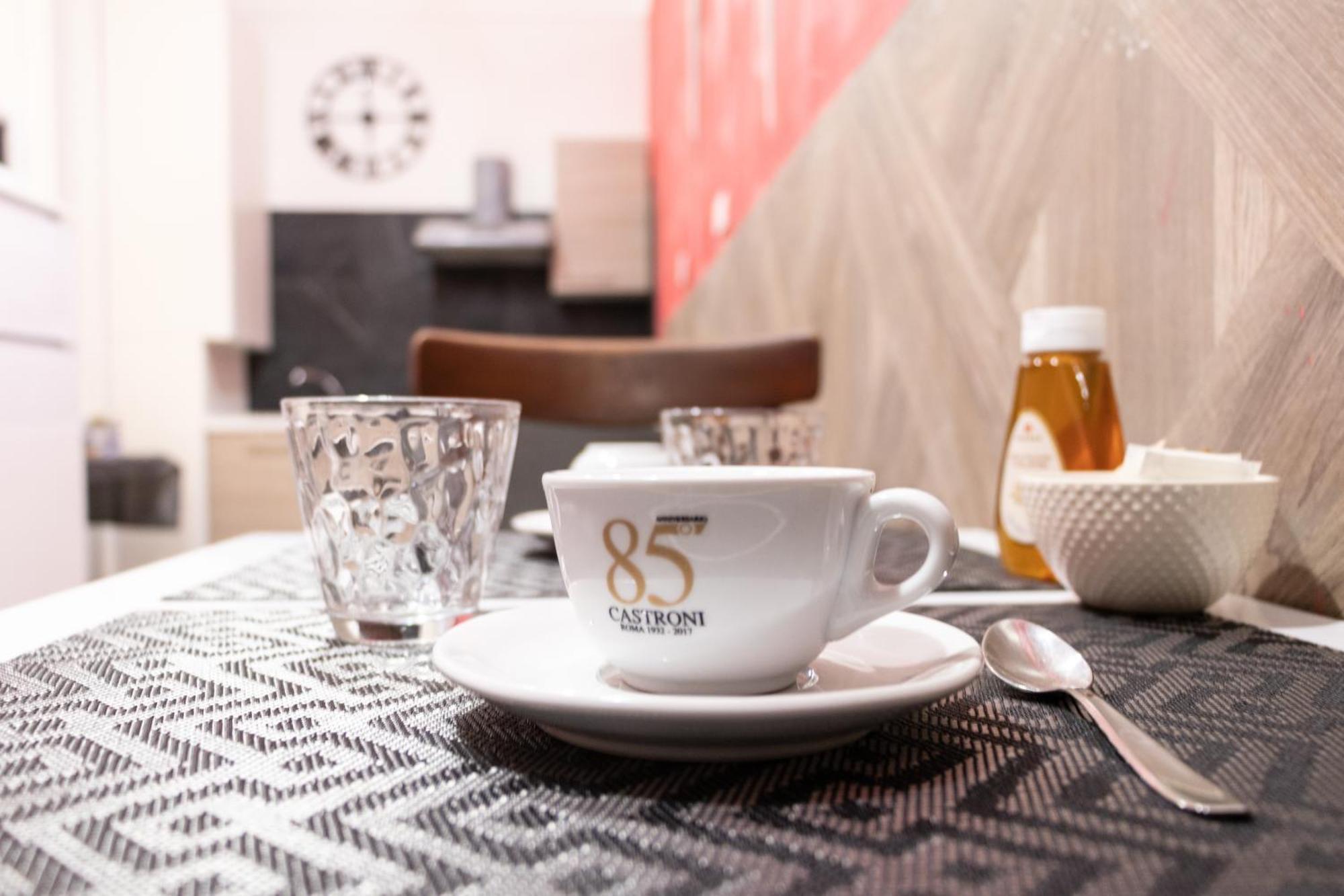 Bed and Breakfast Domus Castroni Scipioni Roma Exterior foto